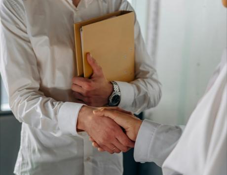 Referenties vermeld je niet standaard op je cv. Zorg wel dat je goede referenties hebt