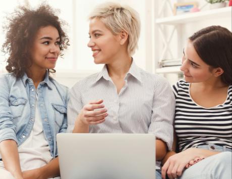 Persoonlijk profiel op je cv zetten: vraag anderen om hulp.